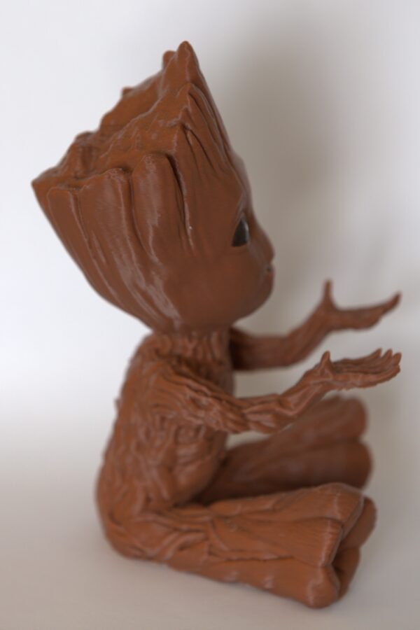 Groot Handyhalter (Holz 3D Druck) – Bild 6
